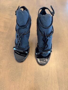 Saint Laurent Black Patent Leather YSL Logo Heeled Sandals